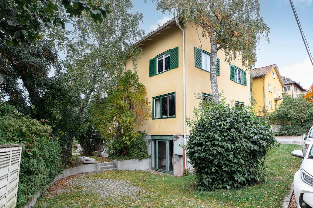Fantastic 4 Bedroom Home In Bromma With Everything Stockholm Exteriér fotografie