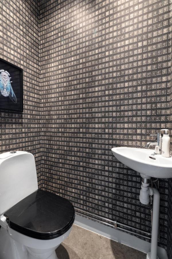 Fantastic 4 Bedroom Home In Bromma With Everything Stockholm Exteriér fotografie